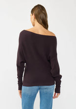 Load image into Gallery viewer, Long Sleeve Waffle Knit Pullover Sweater