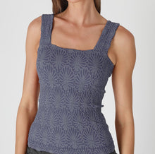 Load image into Gallery viewer, Lace Textured Square Top